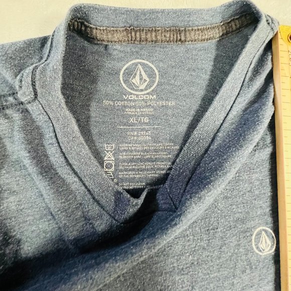 Volcom Blue Marbled TShirt w White Icon Size XL - Picture 4 of 4
